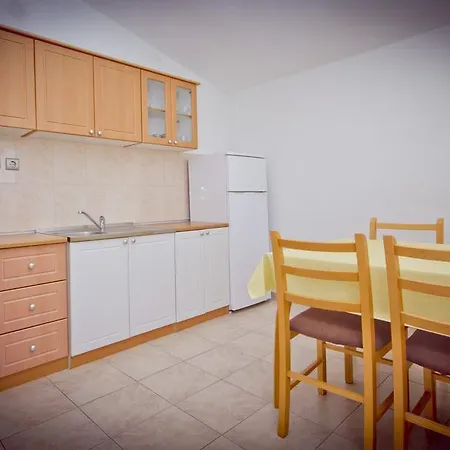 Apartment Mara Primosten Exterior photo