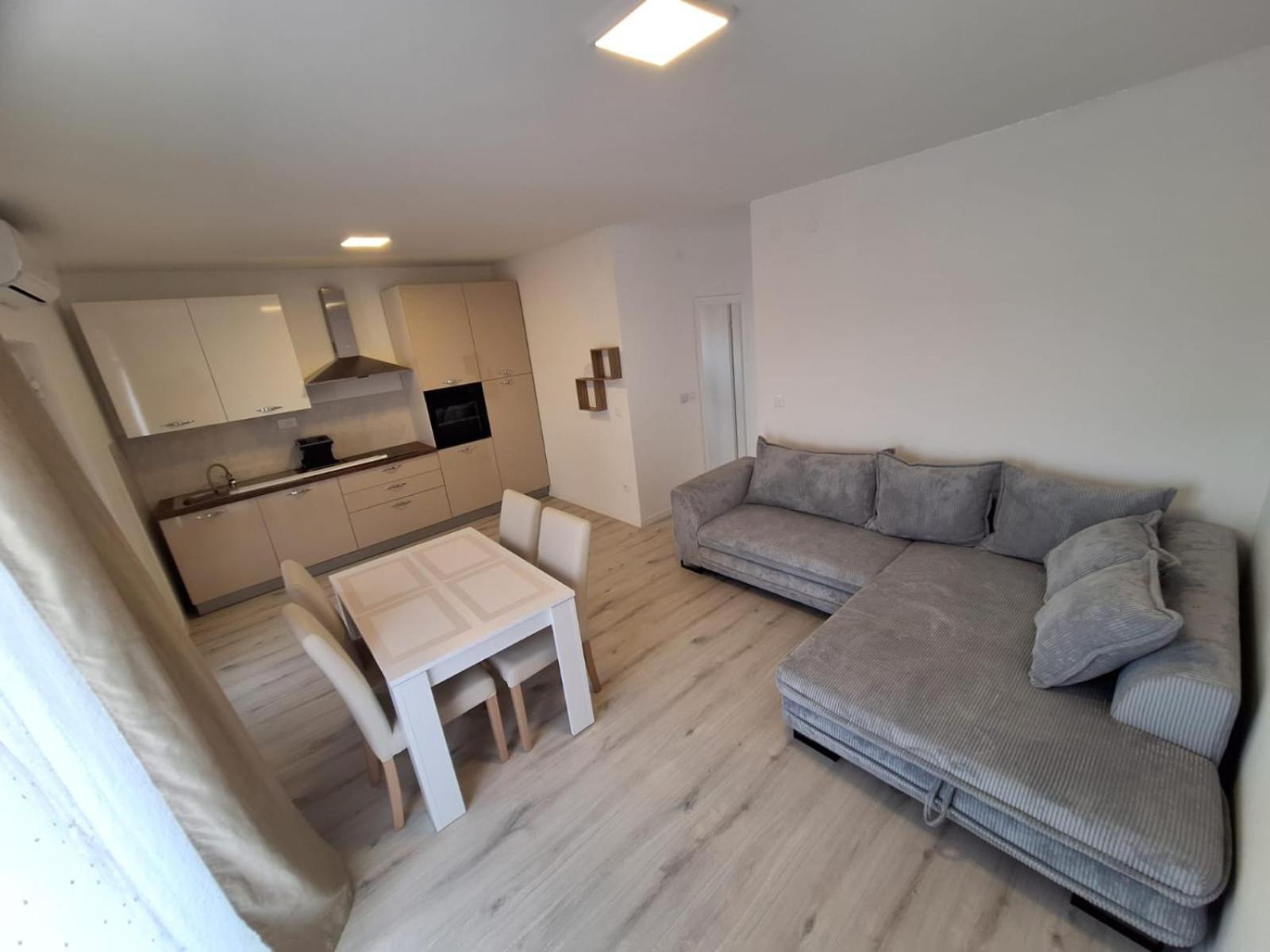 Mara Apartment